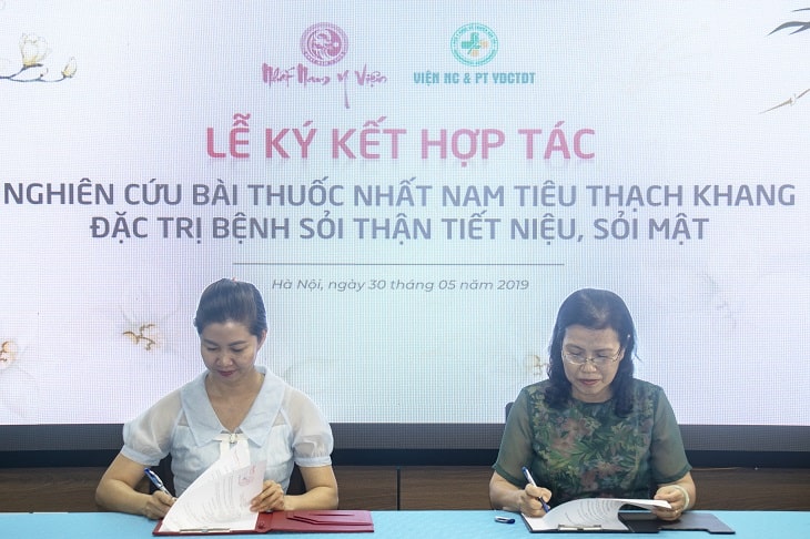 lễ ký kết hợp tác 