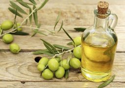 Dầu olive có chứa nhiều dưỡng chất tốt cho người bệnh vảy nến