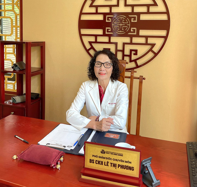 Thầy thuốc ưu tú, bác sĩ CKII Lê Phương