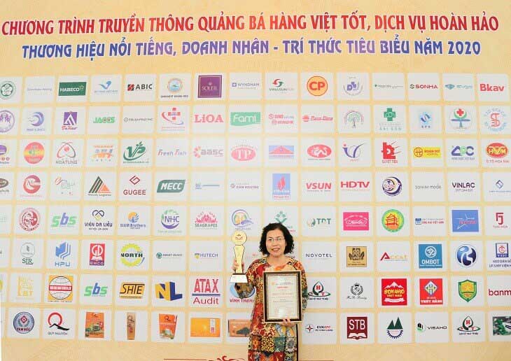 Nhất Nam Y Viện vinh danh trong TOP 20 “Hàng Việt Tốt - Dịch Vụ Hoàn Hảo - Thương Hiệu Nổi Tiếng Năm 2020