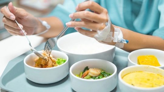 Polyp Tử Cung Kiêng Ăn Gì Và Nên Ăn Gì Để Nhanh Phục Hồi