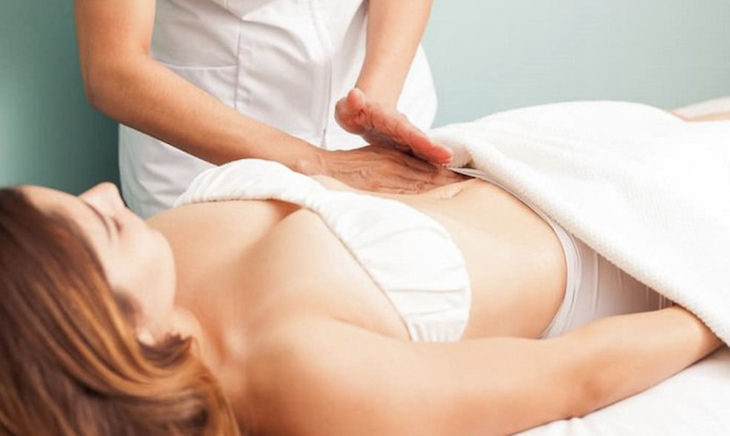 Bấm huyệt, massage cần thực hiện tại các cơ sở uy tín