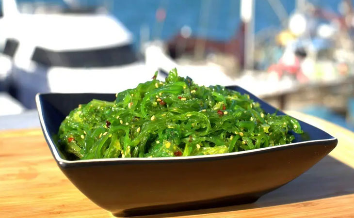 Salad rong biển wakame