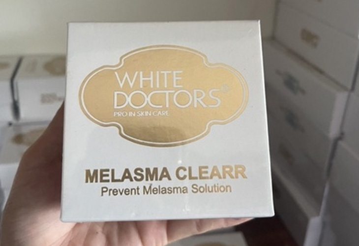 White Doctors Melasma Pro