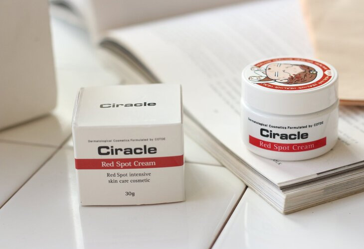 Kem trị mụn Ciracle Red Spot Cream