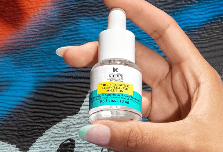 Kiehl’s Truly Targeted Blemish-Clearing Solution hiện đang nổi tiếng tại Việt Nam