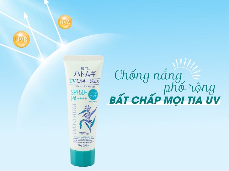 Kem chống nắng  Hatomugi (màu xanh bạc hà) thuộc phân khúc giá bình dân