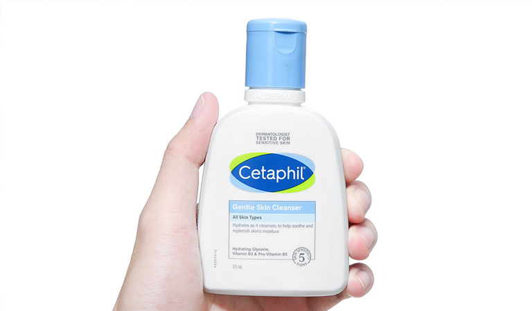 Sữa rửa mặt Cetaphil được các chuyên gia khuyên dùng cho bà bầu