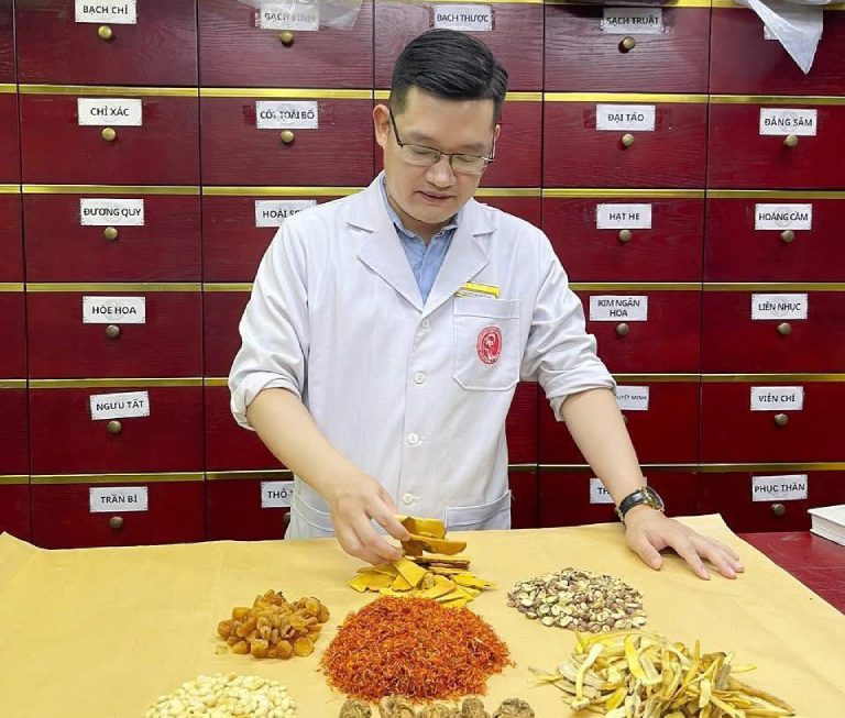 Các thành phần thảo dược có trong bài thuốc đều được bác sĩ chuyên khoa chọn lọc kỹ lưỡng