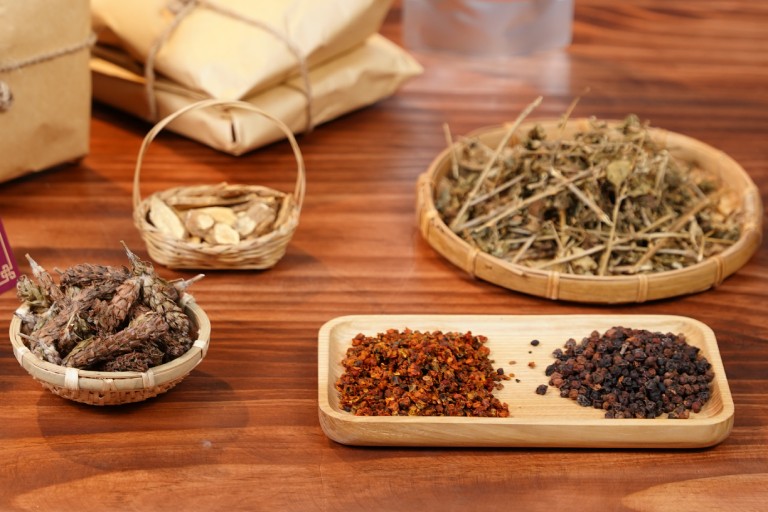 Sử dụng bài thuốc điều trị mề đay, mẩn ngứa của Nam Y Đỗ Minh Đường đúng cách để phát huy tối đa hiệu quả